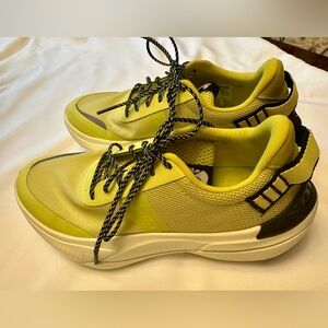 Women’s Sorel Explorer Blitz size 6.5 Shoes